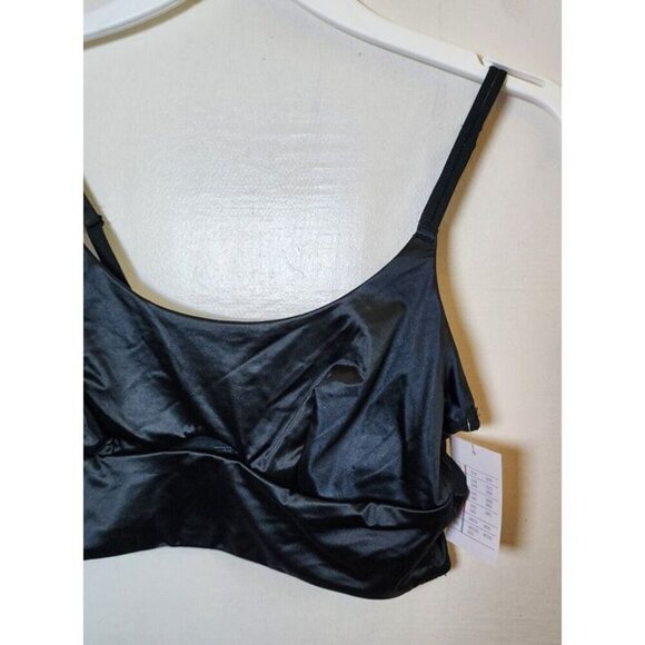 New Auden Women's Black Keyhole Front Pullover Bralette Adjustable Straps Size S - Picture 2 of 6